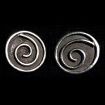 Aretes de plata espiral fondo quemado