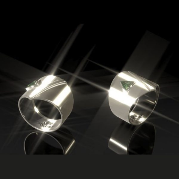 Anillo de Plata con turmalina.