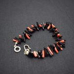 "Exo" Pulsera de Corales Rojos y Negros
