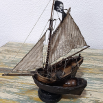 "Balandra pirata" Joyero de madera